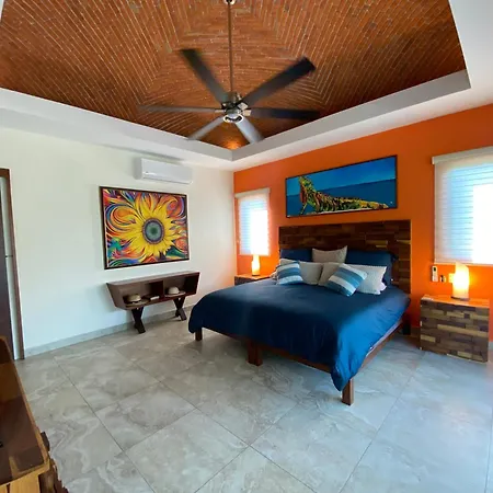 Casa Arnold - Luxurious 4 Bedroom Villa With Pool